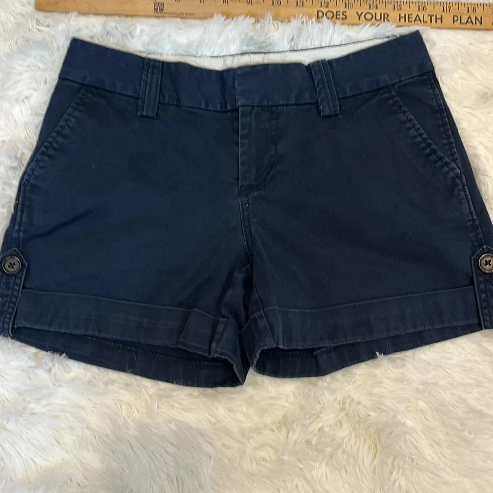 Banana Republic Shorts 2 Pair Womens Khaki Navy Cuffed Weekend Short Size 4